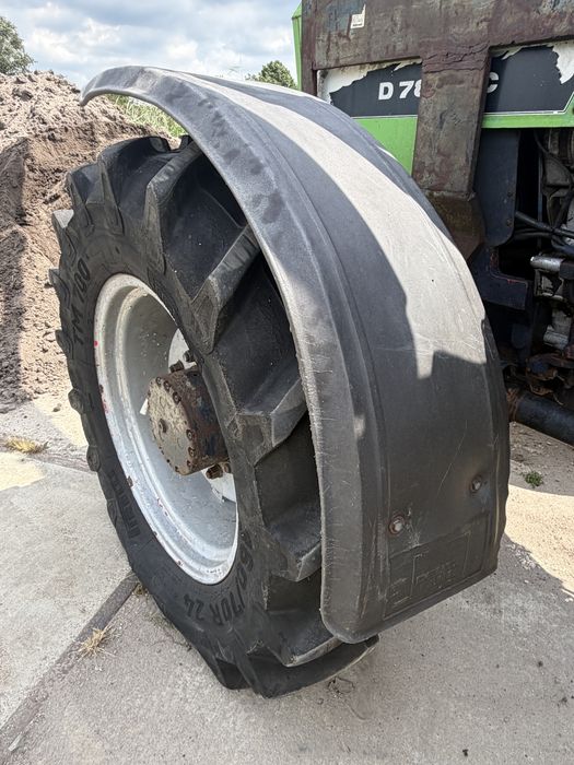 Tractor deuz 7800 c cu incarcator frontal