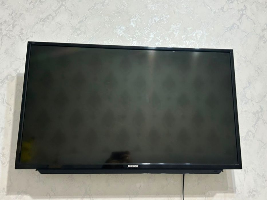 Samsung тв 81 см