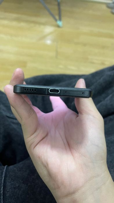 Продаю Xiaomi 14t pro 1032/12гб