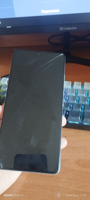 Redmi Note 12 Pro+ 5G 
Экран: 6,67" AMOLED, 120 Гц