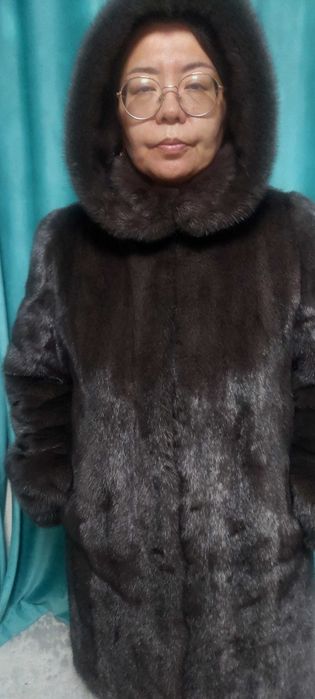Продам норковую шубу