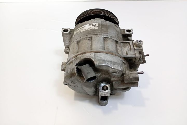 Compresor AC 699357 Volkswagen VW Passat B6 seria