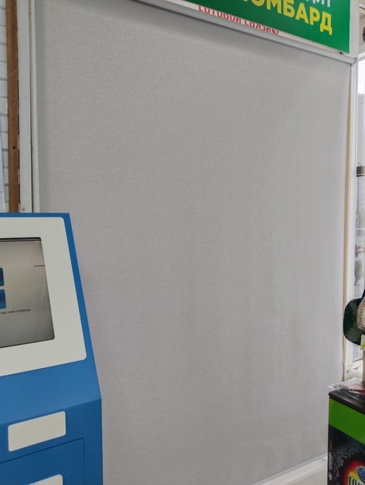 Ролшторы, б/у неделю. Серые.