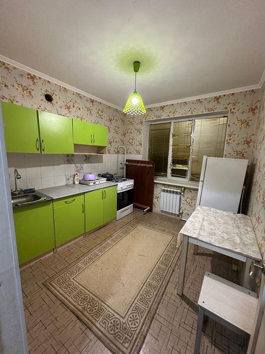 Ұзақ мерзімге 1 бөлмелі пәтер жалға беріледі