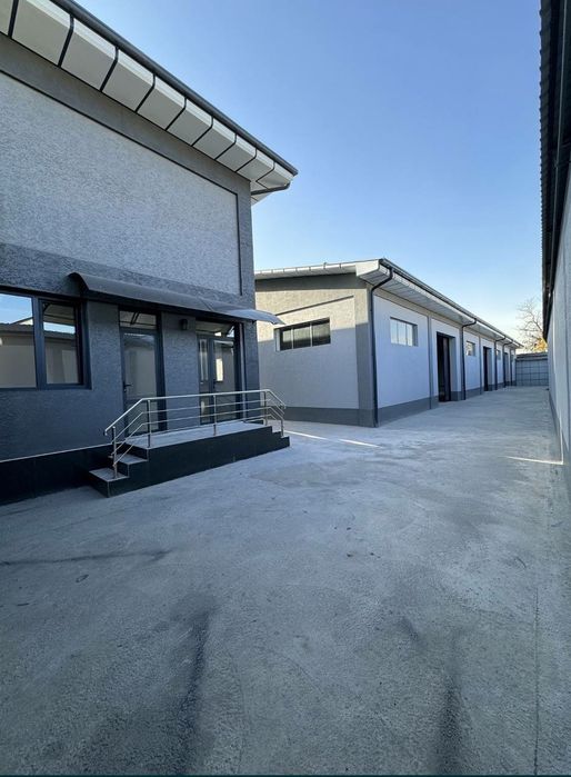 Продаётся 1 250 м² производственный цех.