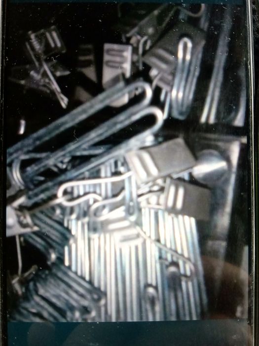 Calorifer cu fir electric,camera video ,cârlige perdele.