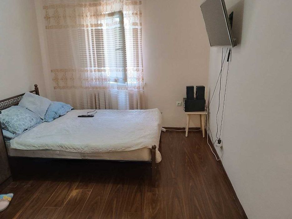 Продается участок в тупике, в тихом районе - 2,4 сотки 4 комнаты