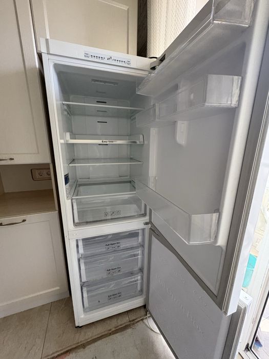 Холодильник samsung