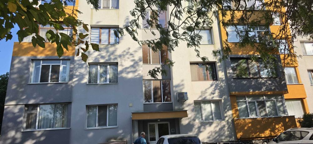 Продавам 2-стаен апартамент, гр. Елхово