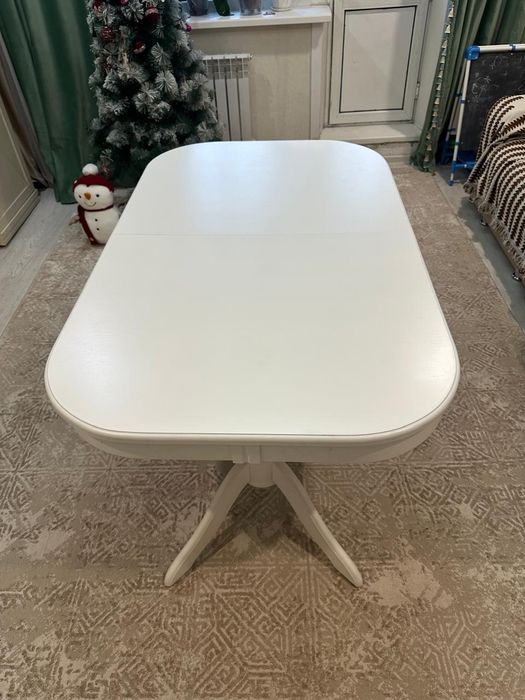 Продам стол раздвижной в отличном состоянии в отличном состоянии