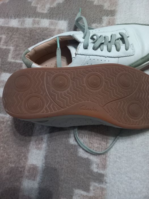 Vând pantofi damă Clarks