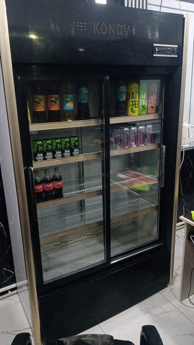 Холодильник под напитки ,техника