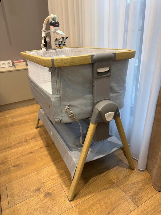 Next to me - kikka boo