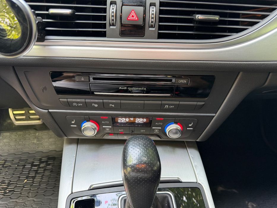 Audi A6 Limuzina Faruri LED/ Portbagaj Electric/ Volan Incalzit/ 2 seturi de jante