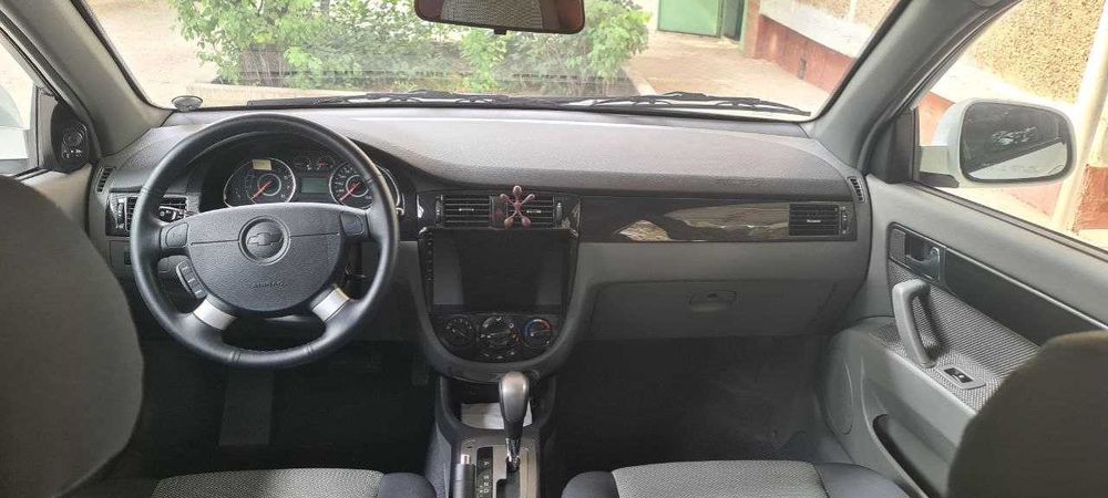 Chevrolet Jentra