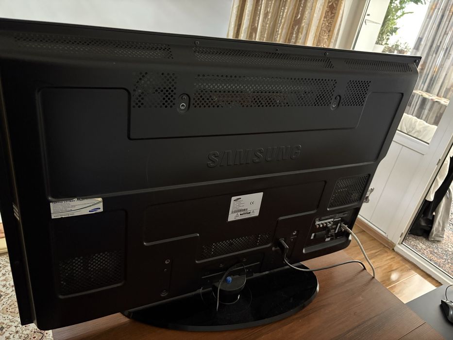 Продам телевизор