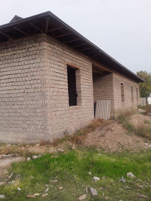 uchaska sotiladi 19sotik kadastori bor