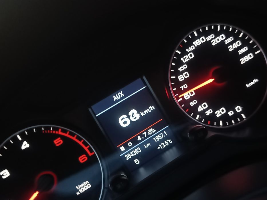 Audi Q5 2.0 tdi manual quattro LED