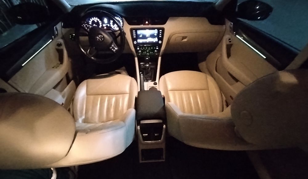 Vând  sau Schimb Skoda Octavia 2.0 TDI Euro 6  Pret 10700€