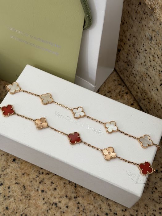 Гривни Van Cleef детелини