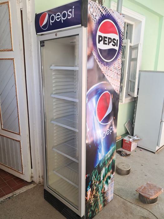 Витрина сотилади