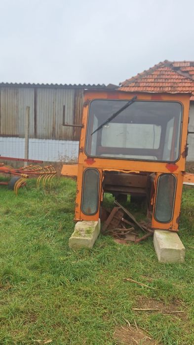 Cabina tractor utb 650