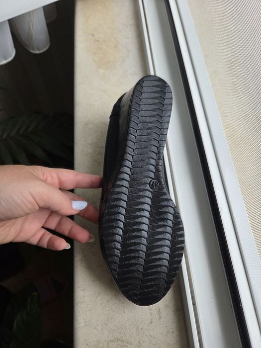 Обувки Laroce черени