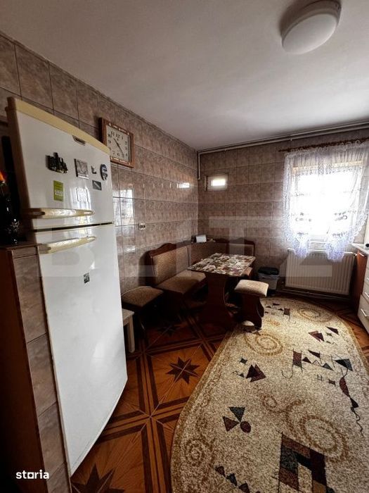 Apartament 3 camere, 86 mp, decomandat, zona Blocuri