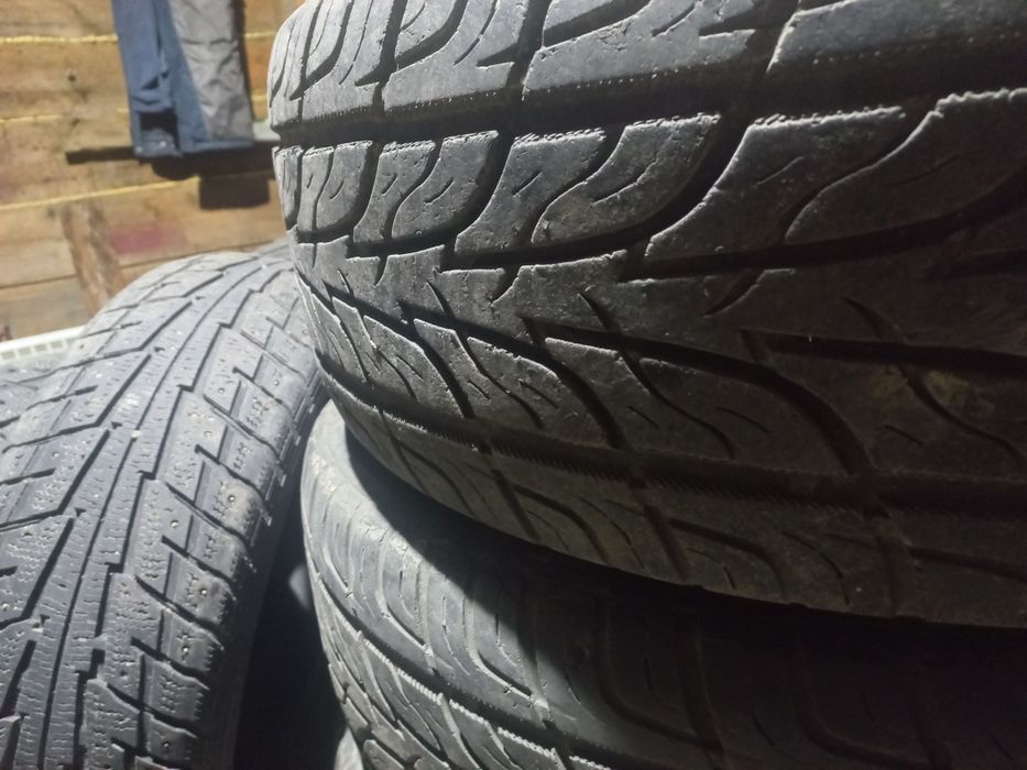 Шины с дисками. Размер R 20