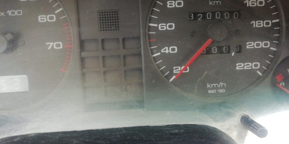 Щиток приборов Ауди 80