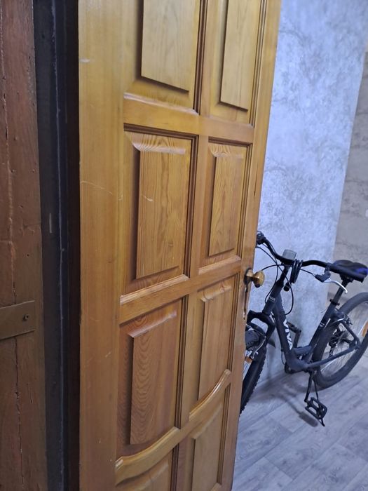 Продам межкомнатные двери