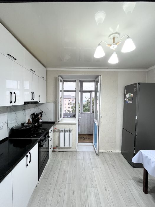 Продам  3-х комнатную квартиру