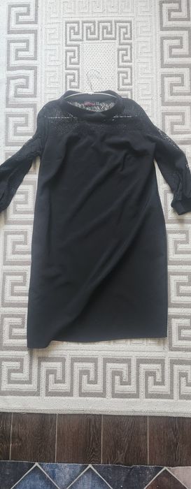 Платье          .