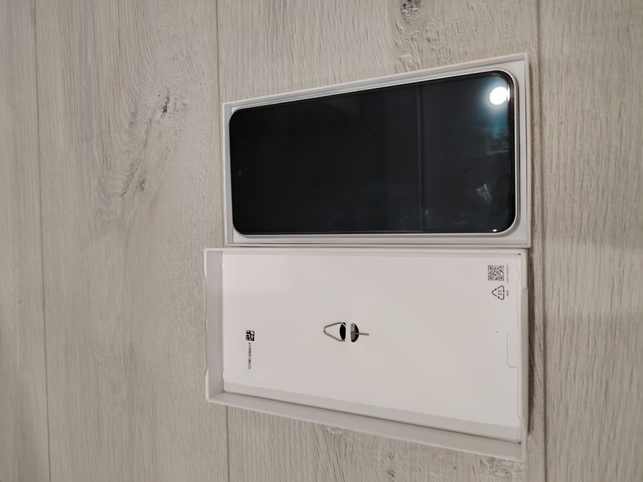 Самсунг а36 256//8