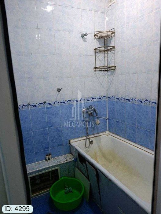 sharq1 da kvartira sotiladi №4295