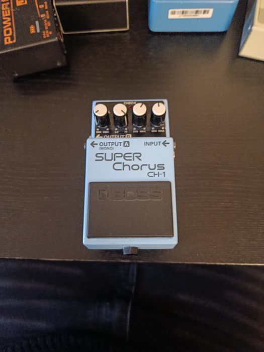 Педали эффектов на электро гитару