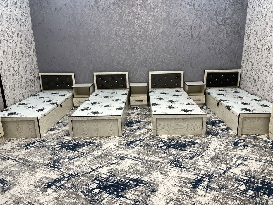 Divan krovat krovat sunduk dacha va mehmonxonalarinigz uchun