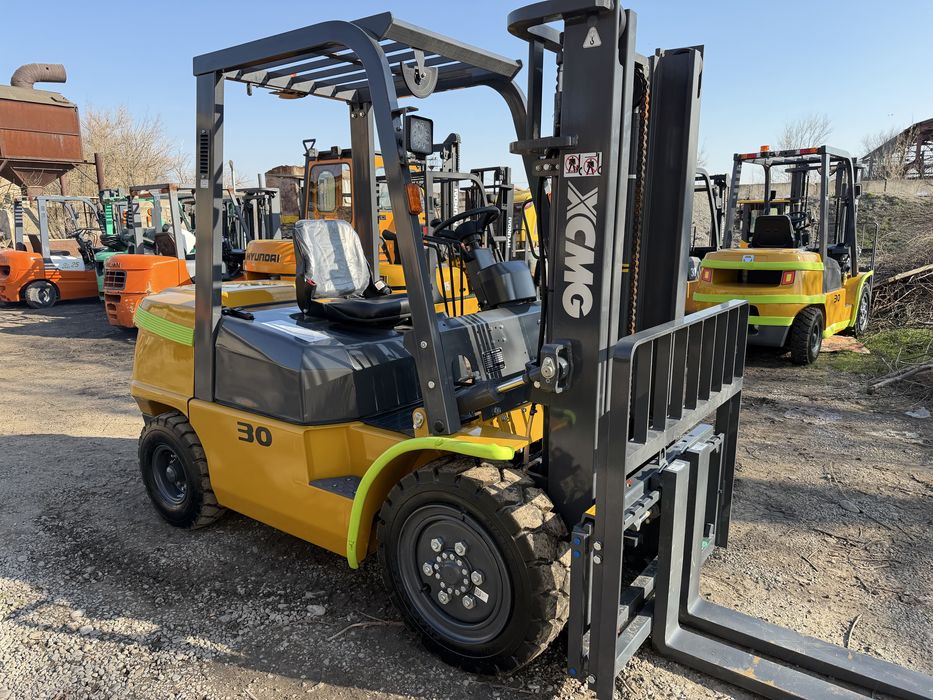 Вилочный погрузчик кара автокара