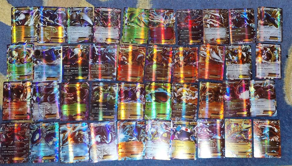Album Cartonase pokemon GX - V