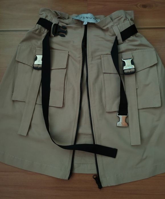 Дамски гащеризон и пола