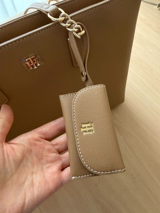 Tommy hilfigher оригинал