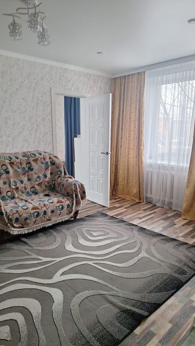 Сдам 2ух комн квартиру длительно