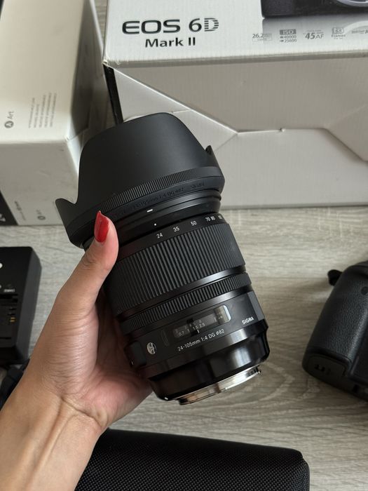 Фотоапарат Canon EOS 6D Mark 2