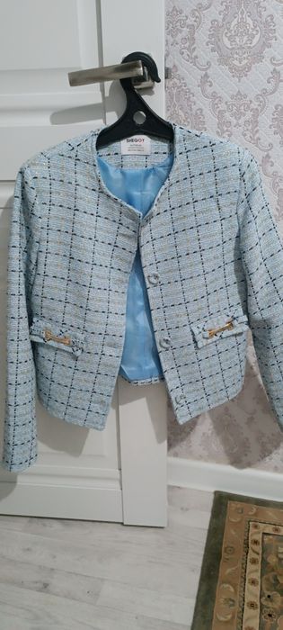 продам женский пиджак
