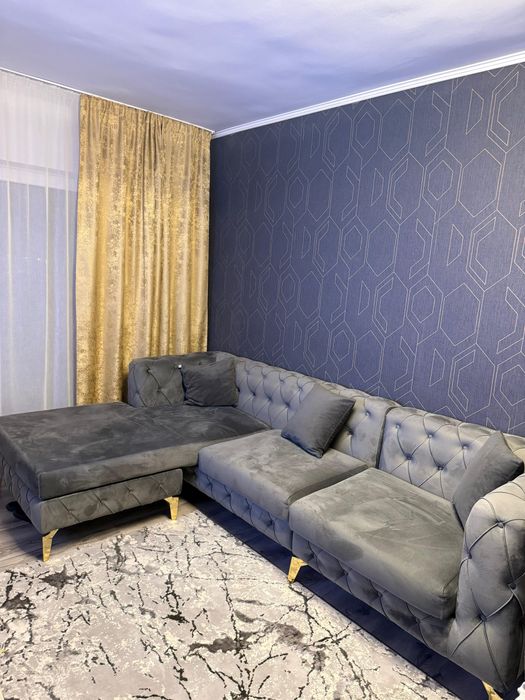 Canapea coltar model chesterfield