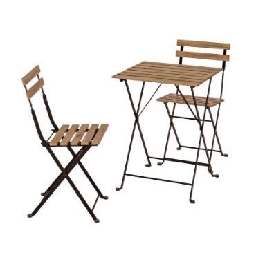 Сгъваема маса с 2 стола