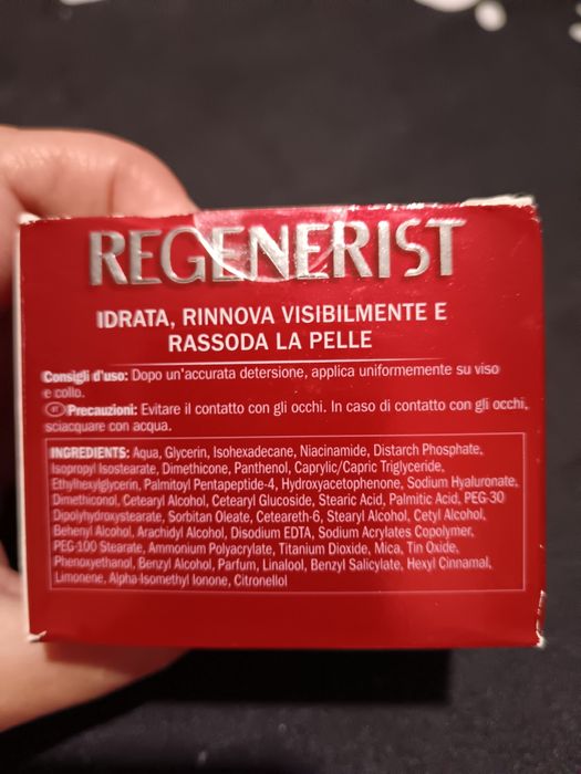 Crema fata olay noua