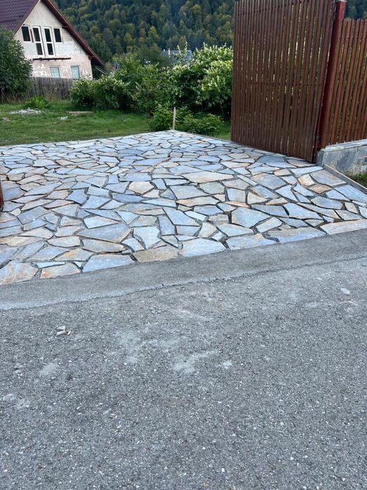 Facem lucrari cu piatra de munte de vis ne deplasam oriunde in tara pentru detali sunati