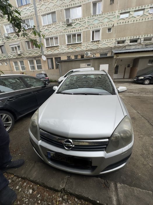 Vand Opel Astra H 1.6 benzina