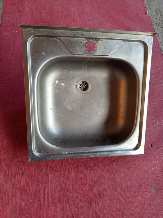 Продаётся / мойка / .